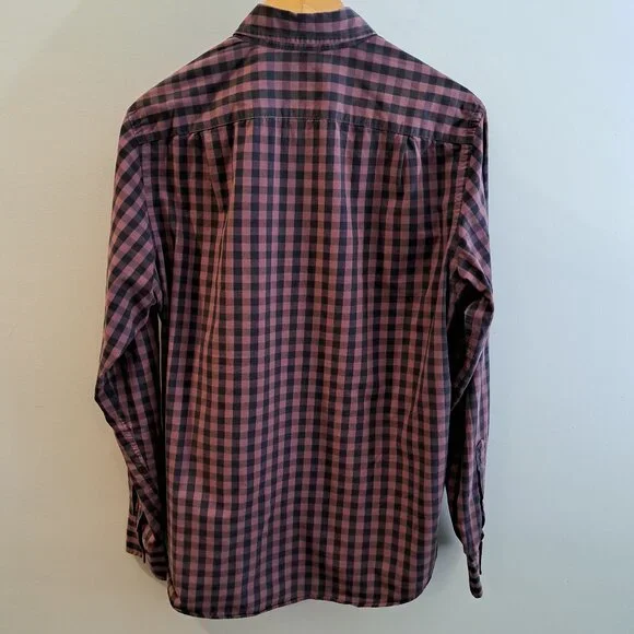 J. Crew Men's Small Tailored Fit Long Sleeve Button Down Shirt Style #51382 - Picture 3 of 13